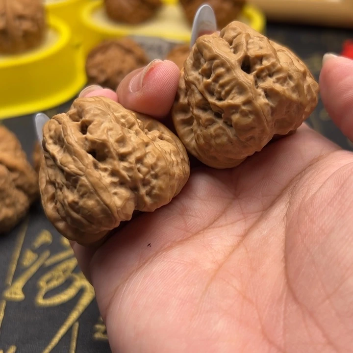 岳***生文玩核桃把件蛤蟆