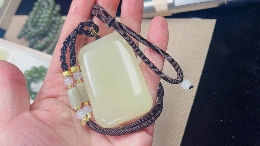 主播推荐  新疆 黄口35牌46牌面包牌1007