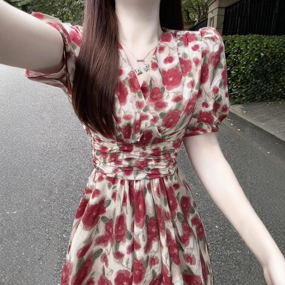 法式茶歇红色碎花短袖连衣裙女胖mm夏季新款收腰显瘦气质a字长裙