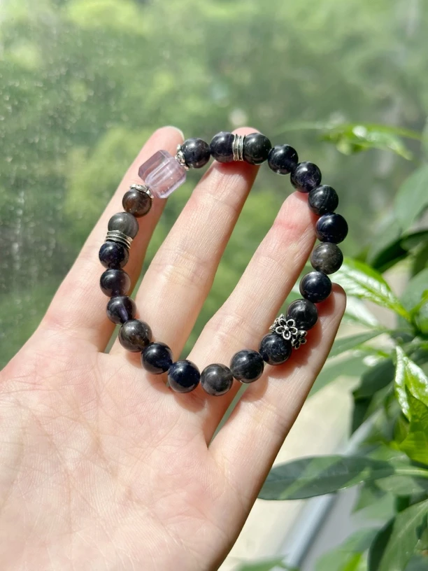 透体血滴堇青石双色带猫眼天然水晶手串珠径8+手围15+