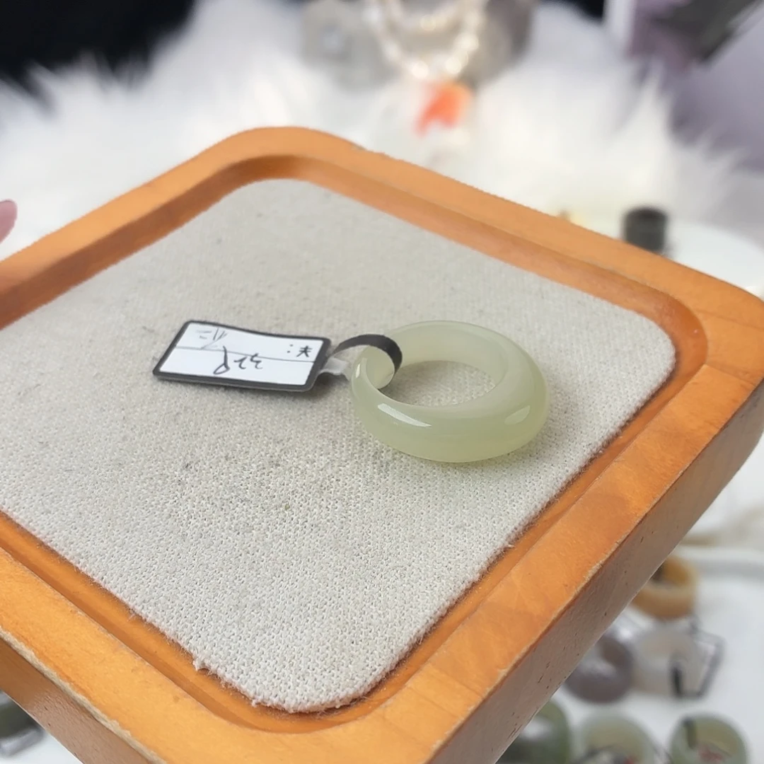 和田玉未镶嵌戒指t77晴水馒头直径18.1不退换