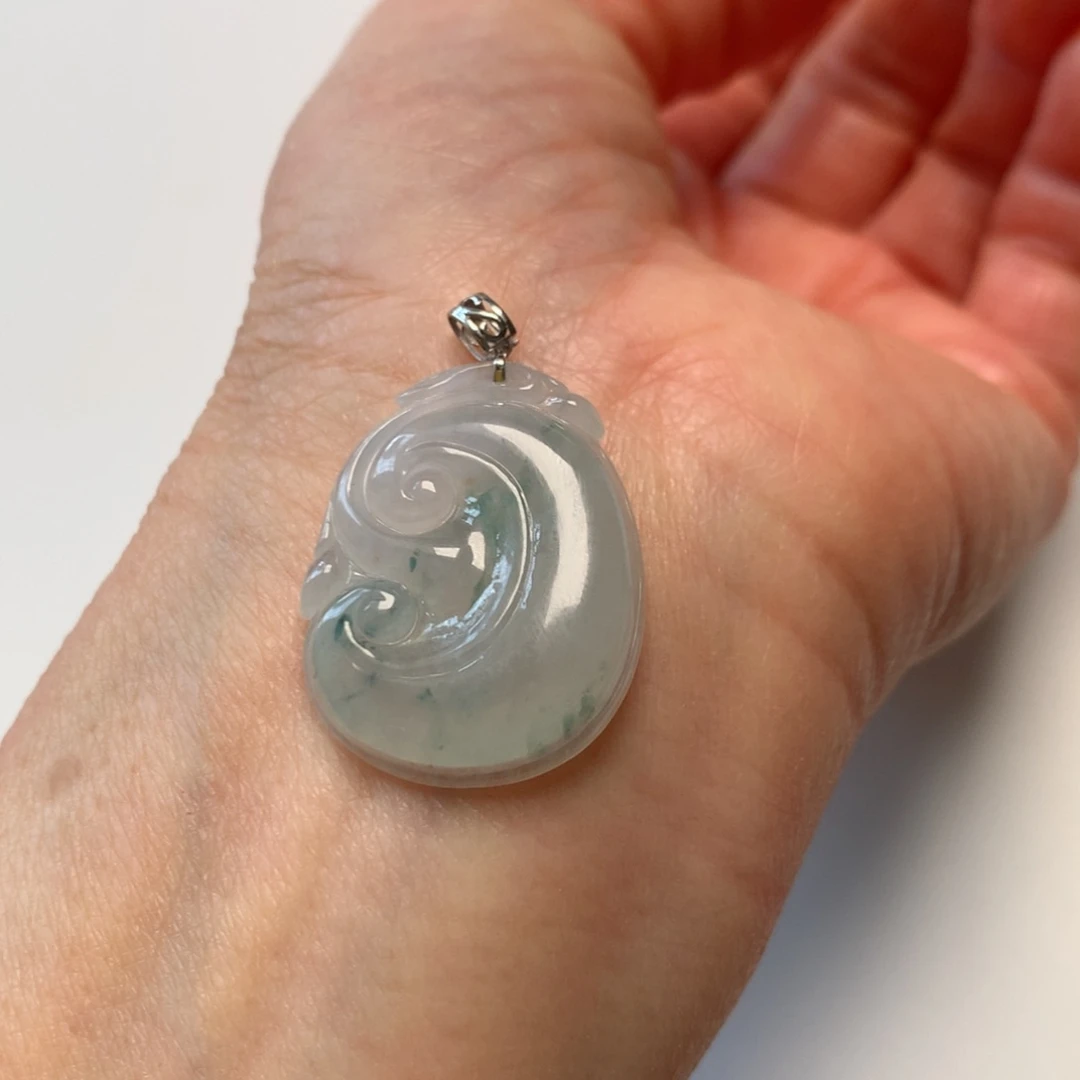 翡翠颈饰18K金镶嵌如