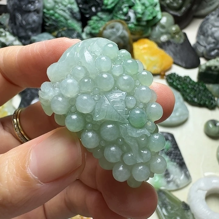 素***素定制翡翠未镶嵌毛货