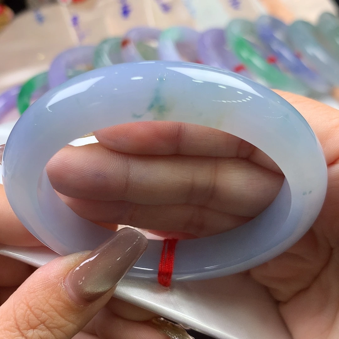 翡翠未镶嵌手镯56.6正圈