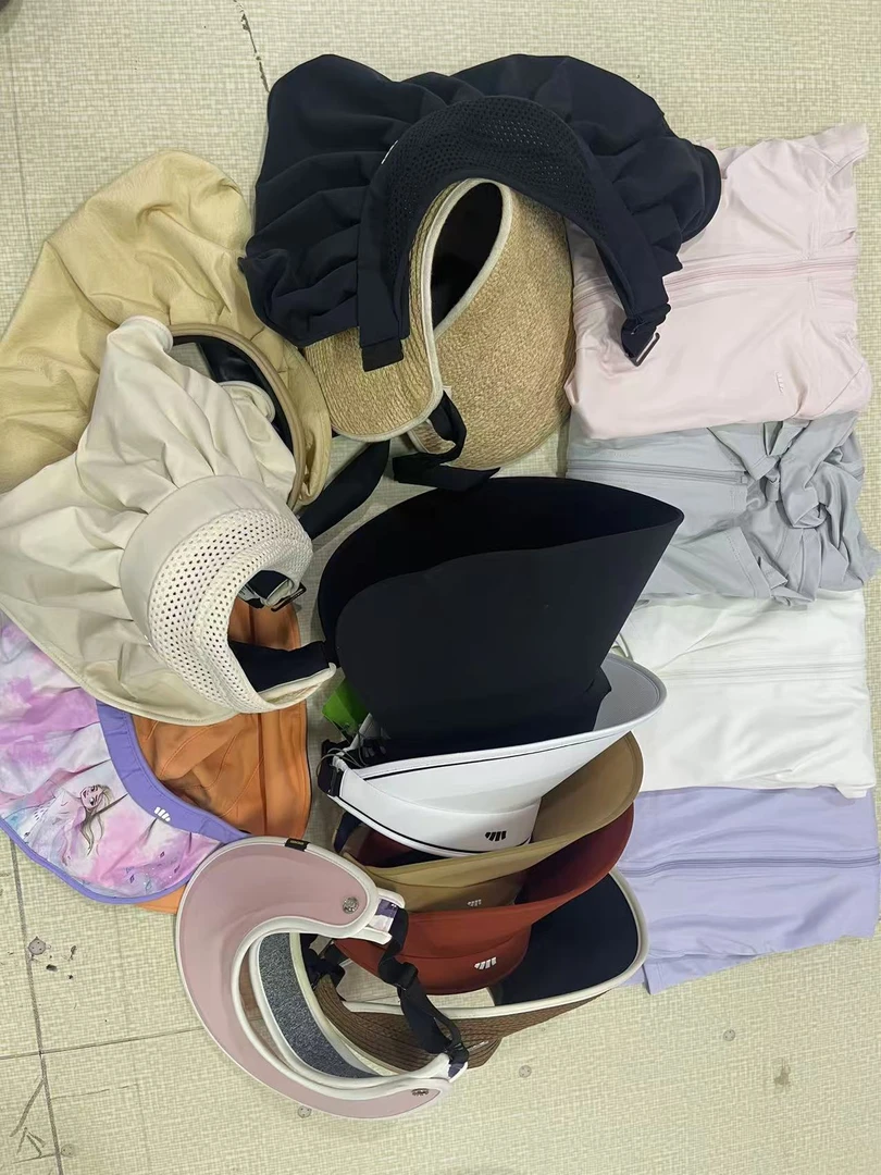 E--货架商品链接衣帽架（微瑕疵，介意者勿拍）9月14号