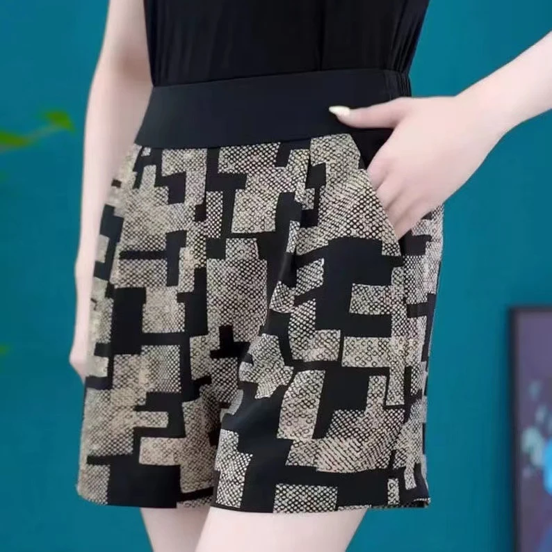 批发夏季新款冰丝短裤女韩版宽松花色裤子复古休闲松紧腰热裤