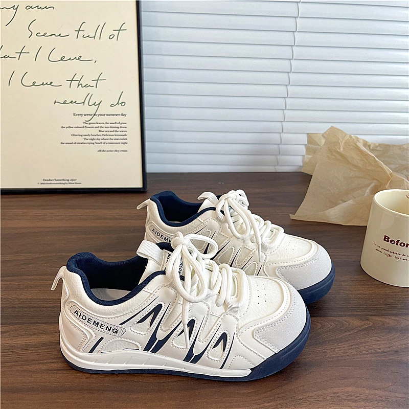 港风小白鞋子女学生百搭防滑运动休闲板鞋2025秋季新款增高德训鞋