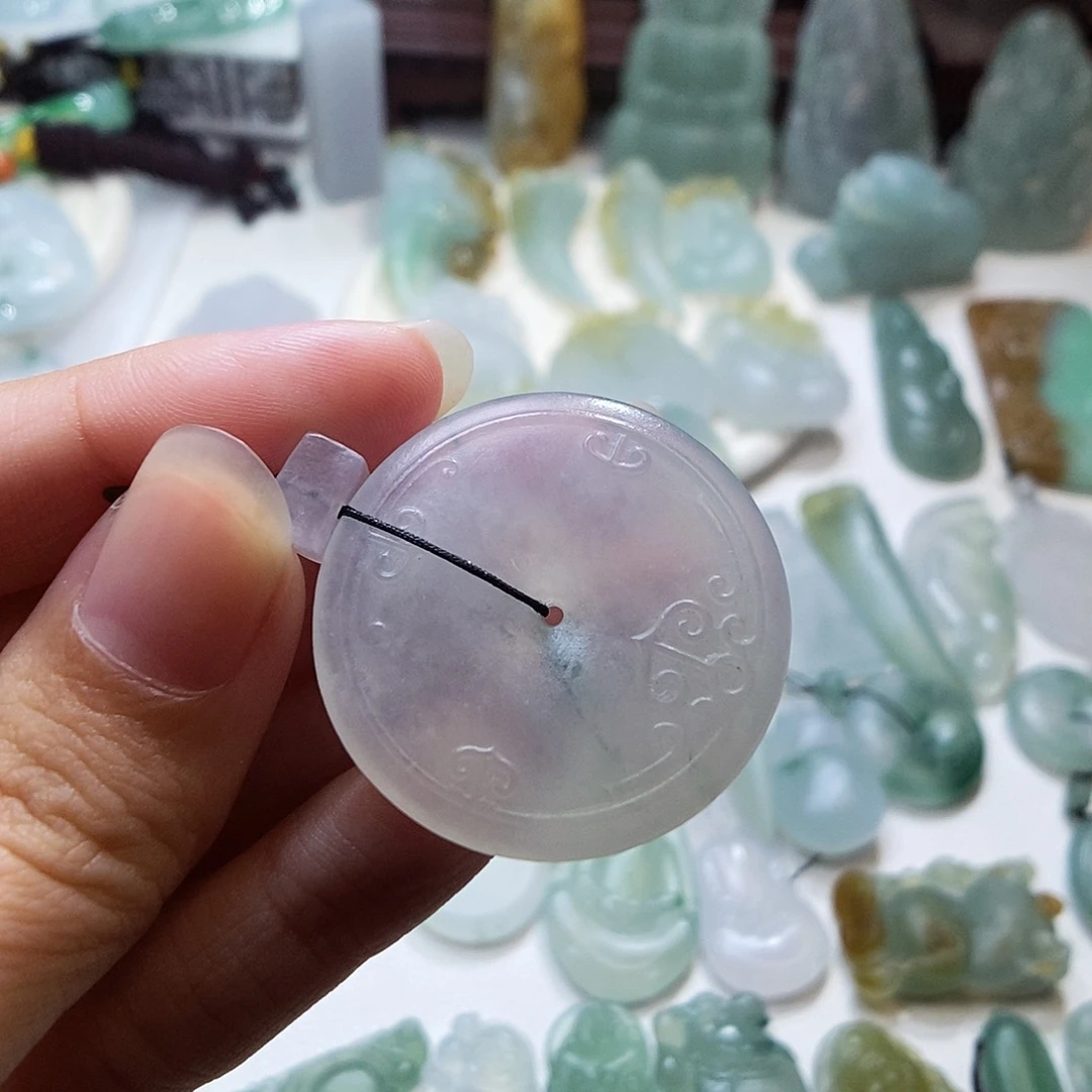 K***·定制翡翠未镶嵌平安扣