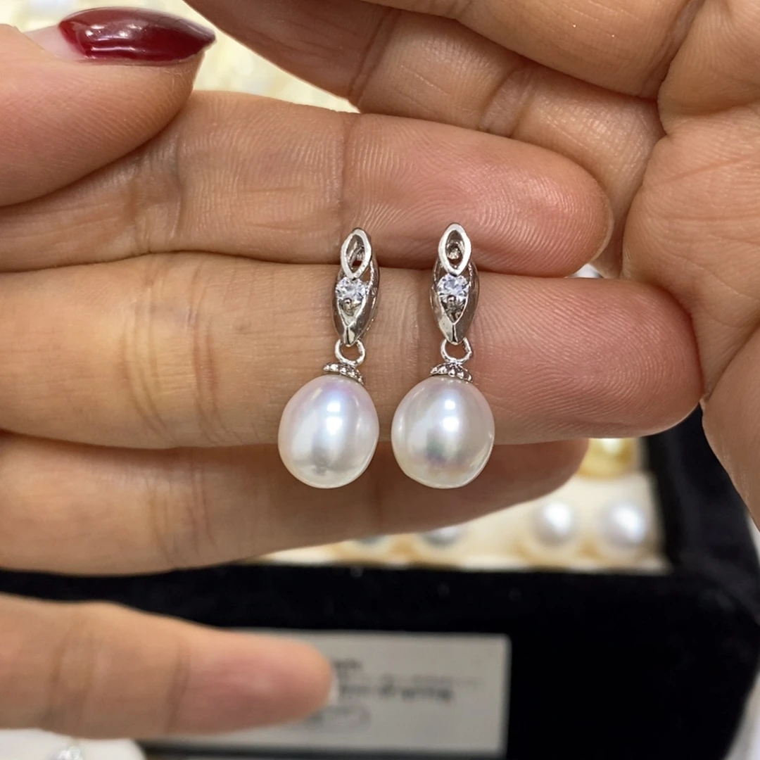 淡水珍珠耳饰未镶嵌