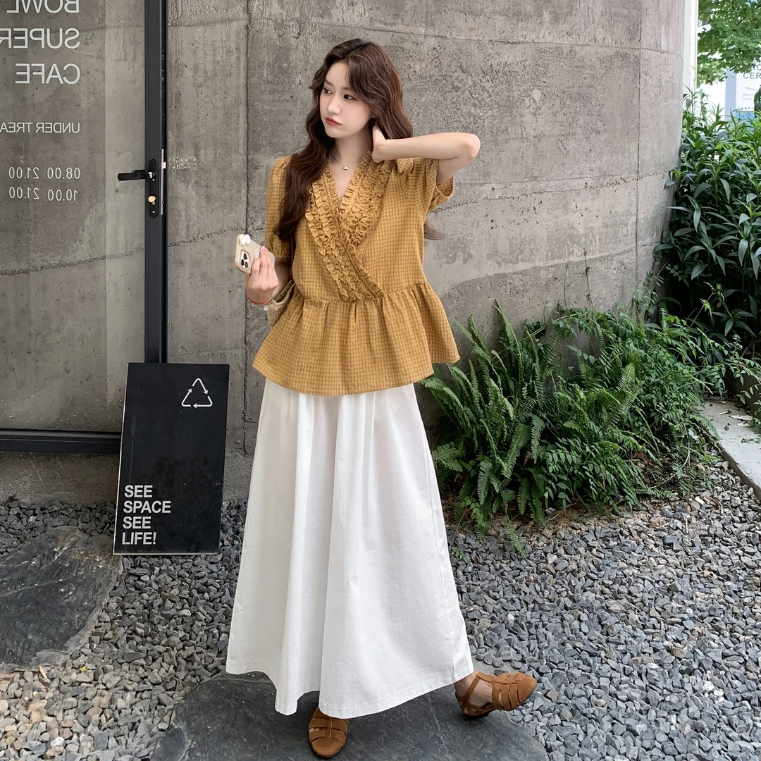 独特漂亮黄色格子花边V领上衣套装女2025夏气质白色阔腿裤两件套