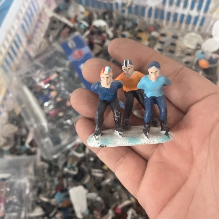 有机玻璃聆*泉微瑕。