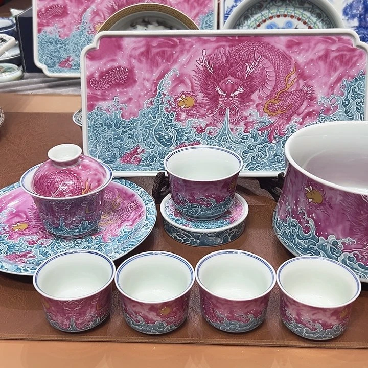 摆件景德镇陶瓷学院等单位联合举办了多