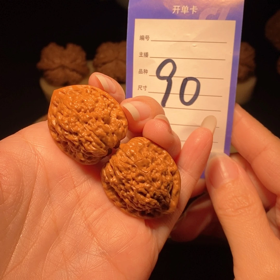 文玩核桃把件官帽2.8左右