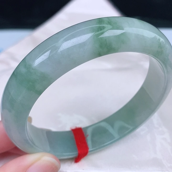 未镶嵌手镯翡翠天然