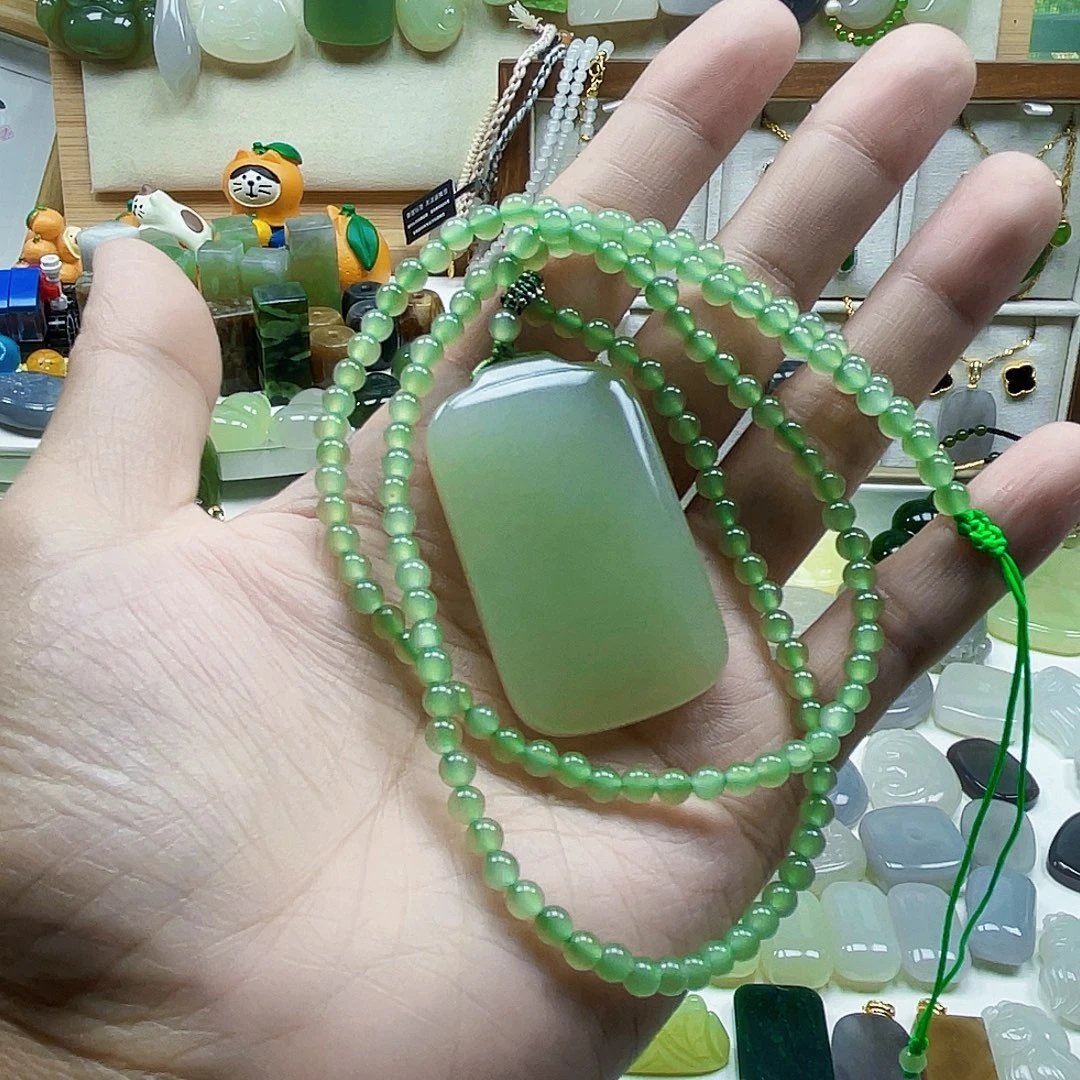 和田玉未镶嵌吊坠(不含链)