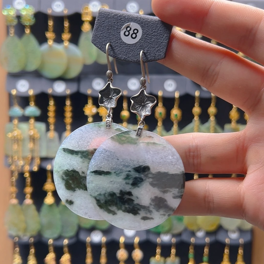 未镶嵌翡翠耳饰翡翠