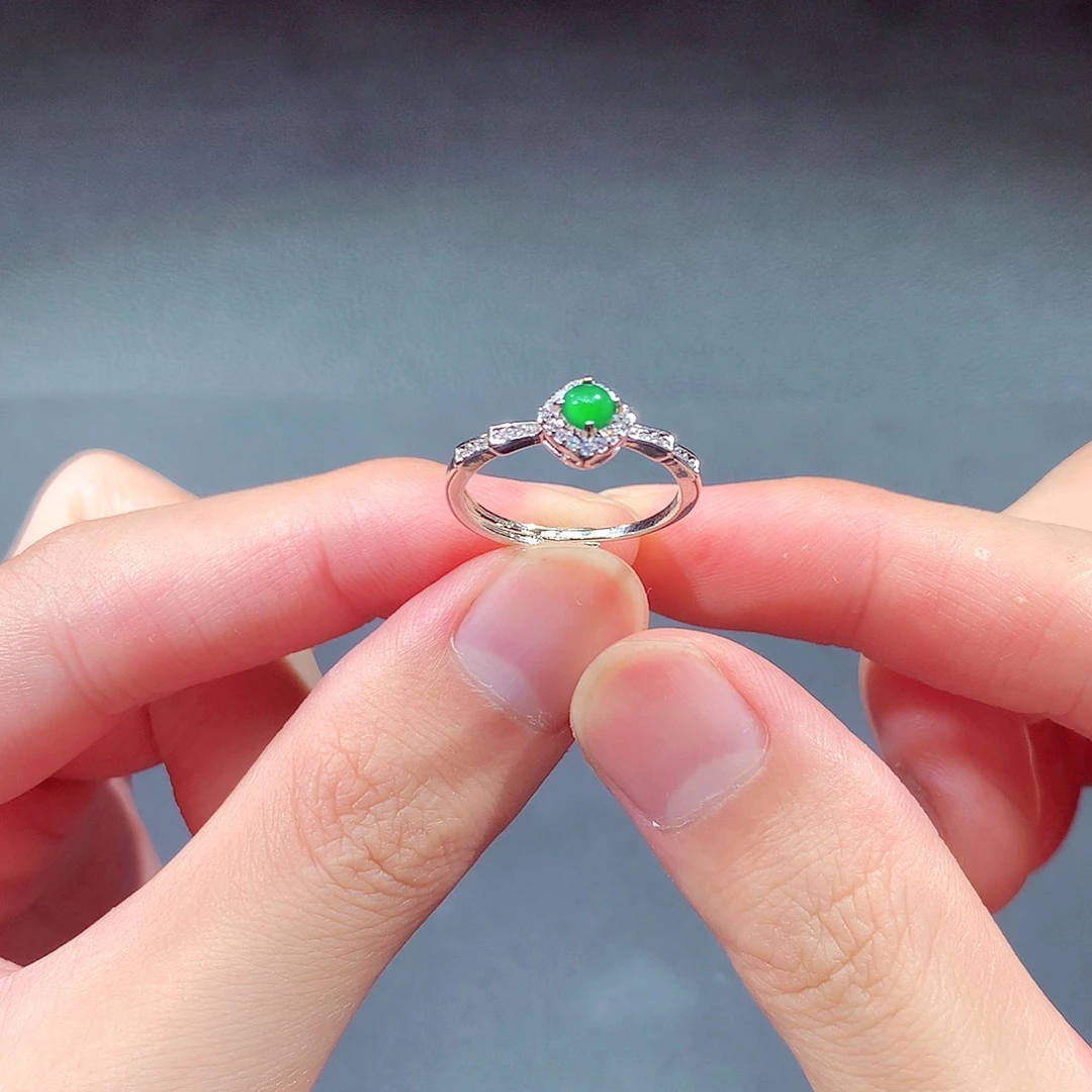 翡翠戒指未镶嵌翡翠