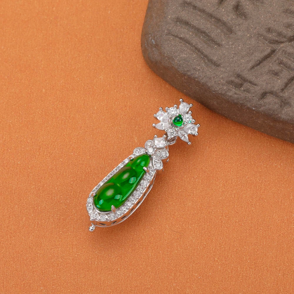 天然A货翡翠豆子吊坠设计多样性发其一气质时尚镶嵌