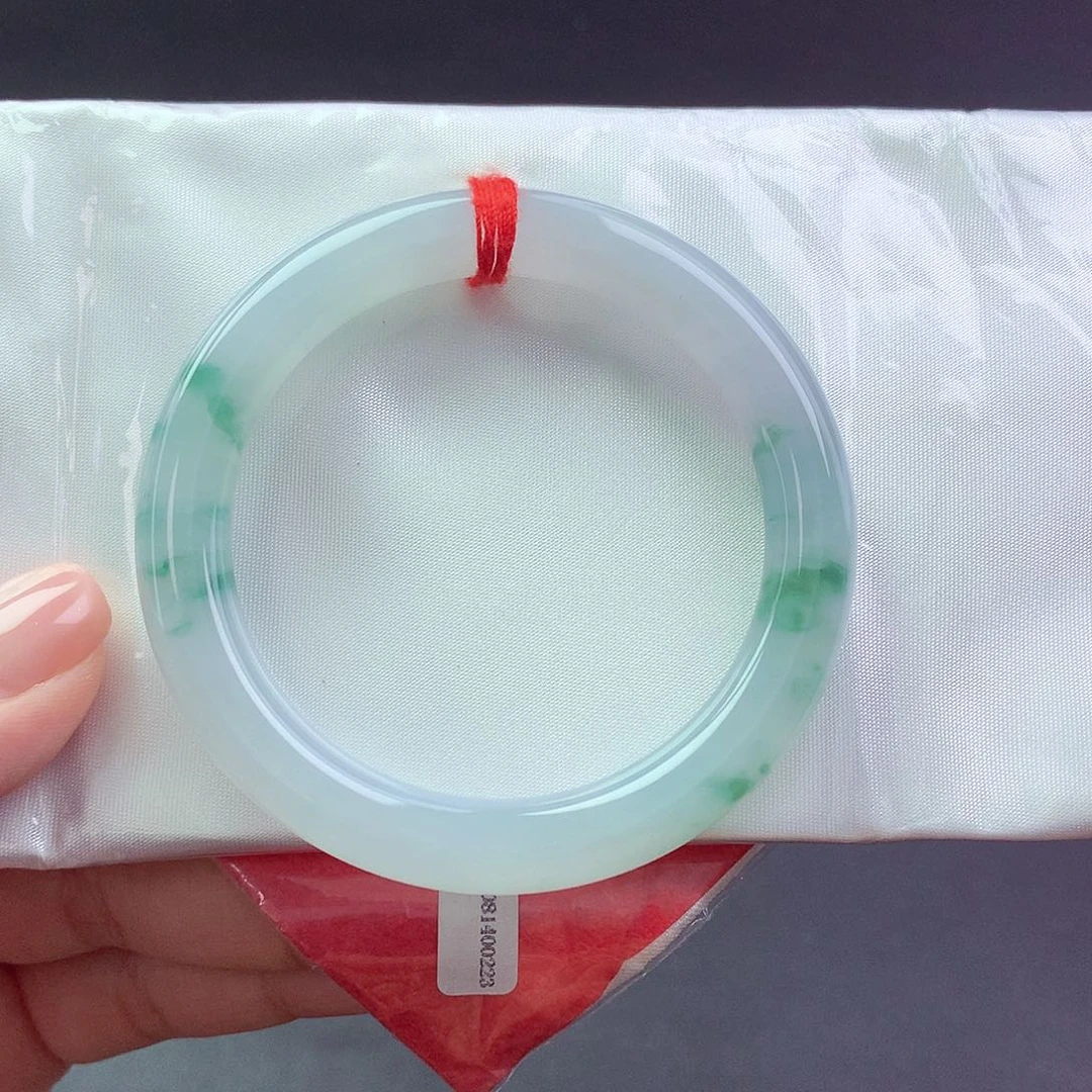 【闪购商品】未镶嵌手镯翡翠a 8034810