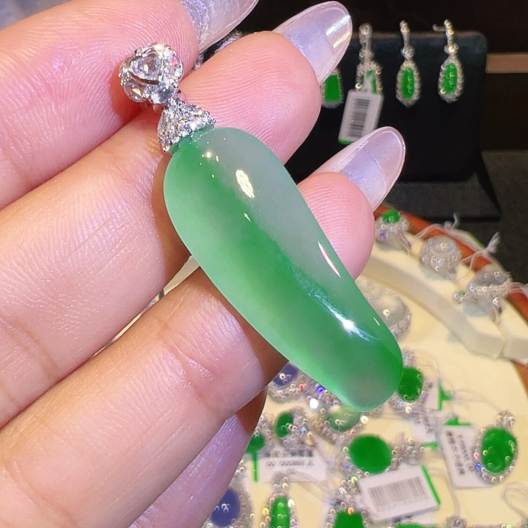 翡翠18K金镶嵌吊坠(不含链)翡翠