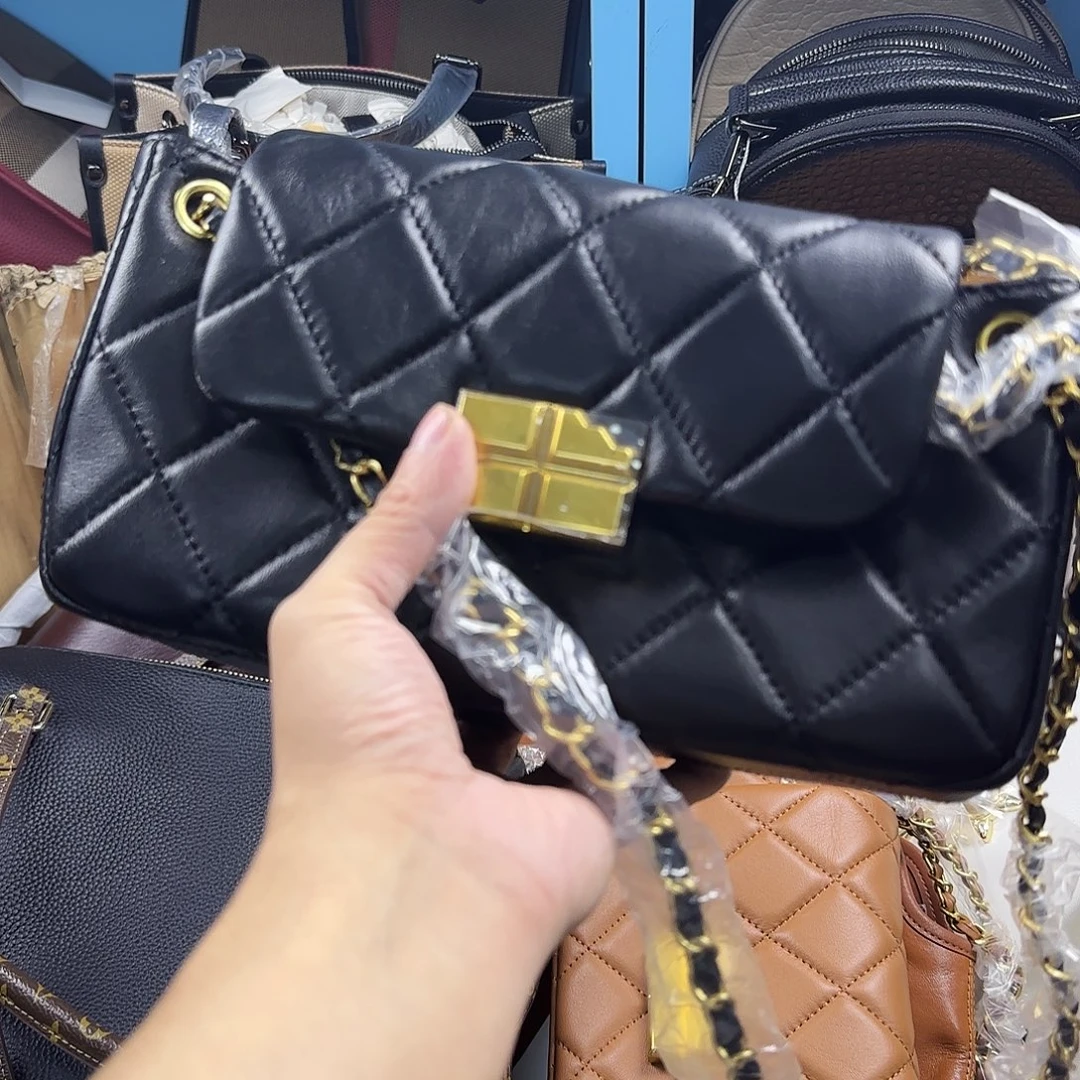 蚕丝山羊皮（革）牛皮牛皮（革）反绒皮