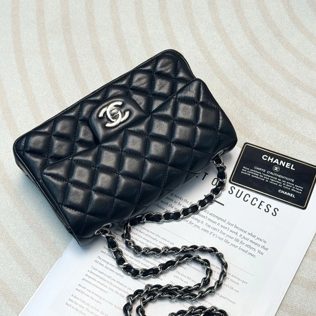95新 Chanel/香奈儿 Chanel 黑银 羊皮 经典cf大mini/636821555