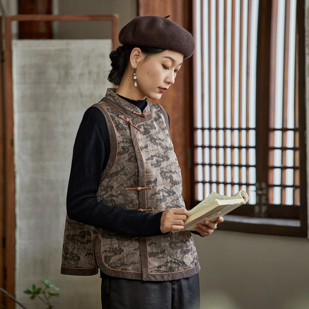 布小匠原创设计油丝祥云提花香云纱马甲女2025新款复古新中式马夹