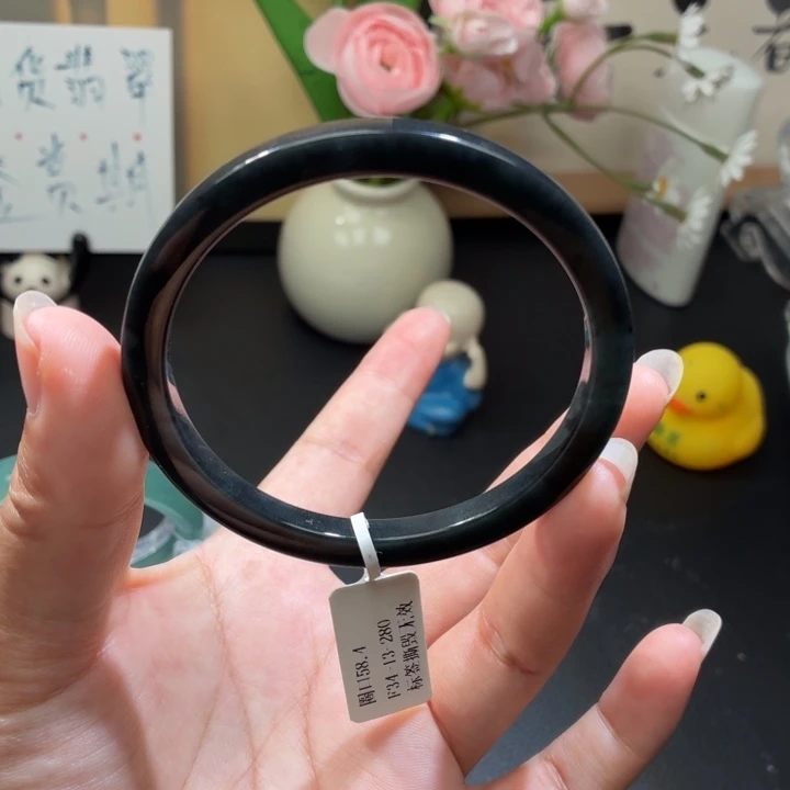 翡翠未镶嵌手镯蓝底乌鸡