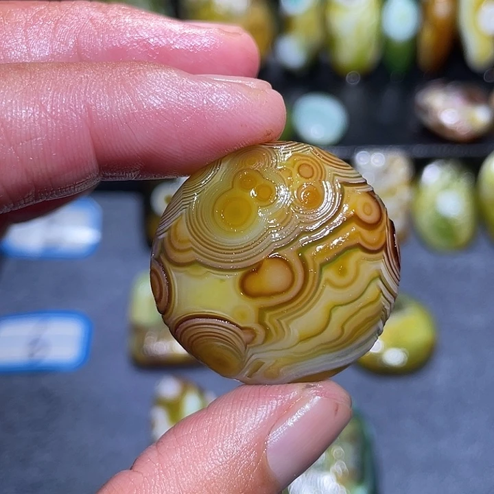 ****风未镶嵌玛瑙/玉髓珠宝奇石