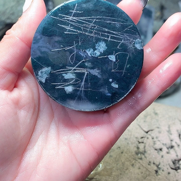 定制玛瑙用****6定制牌子