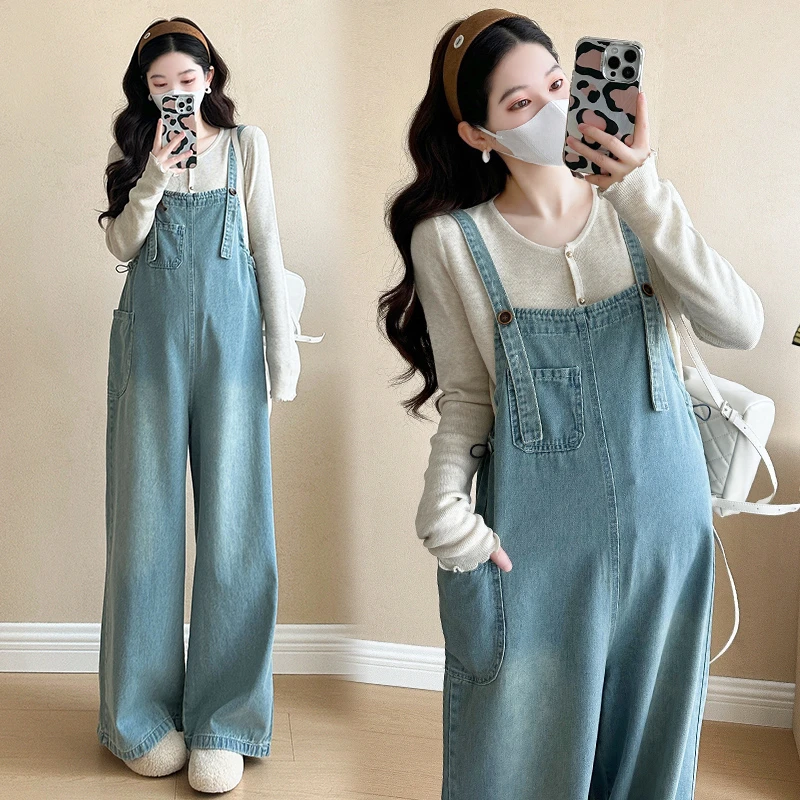 小个子孕妇背带裤春秋款牛仔阔腿裤子外穿孕妇装秋季套装针织上衣