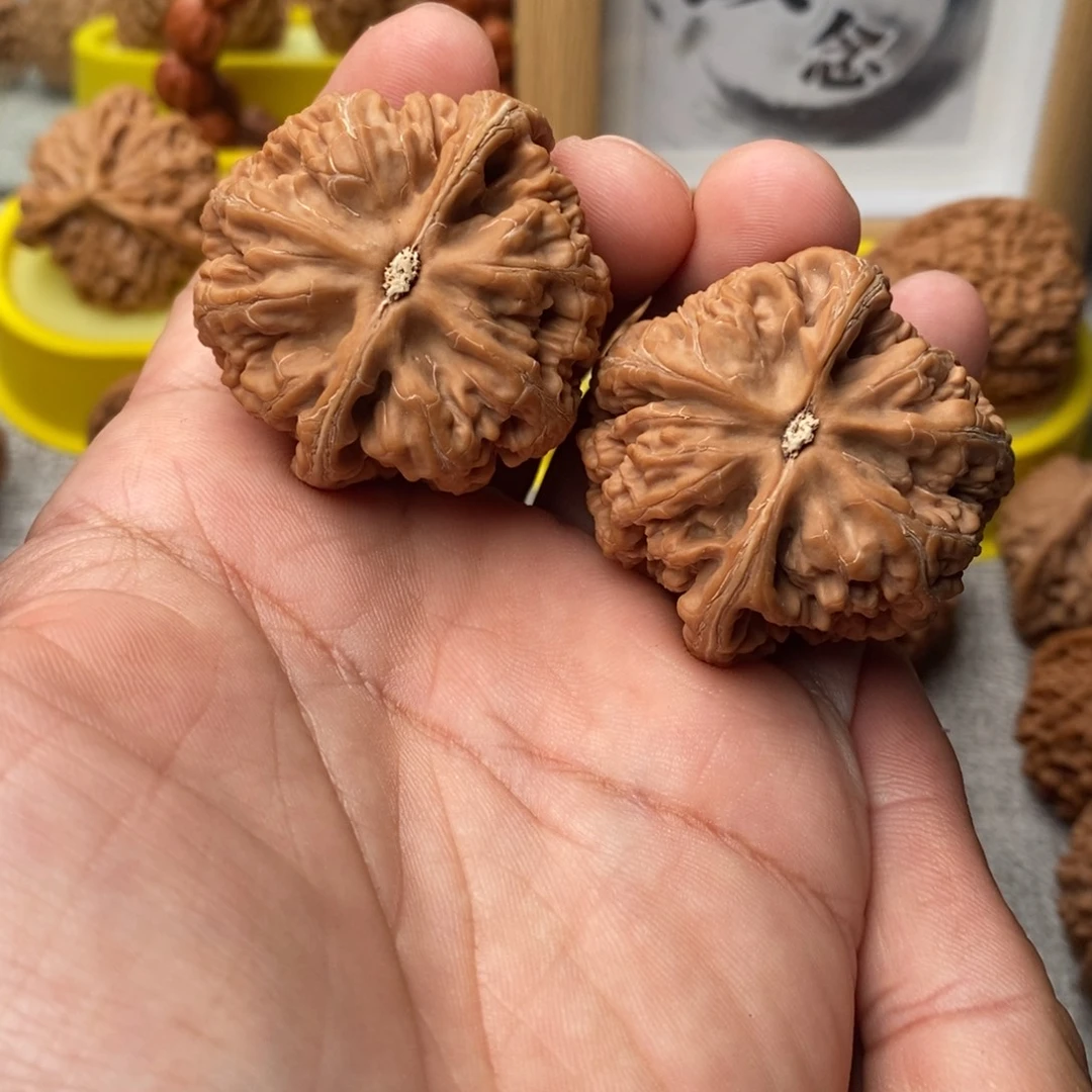 文玩核桃吊坠大粗筋43