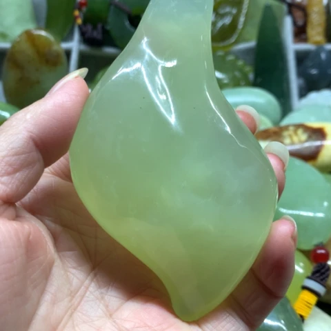 蛇纹石玉未镶嵌手把件