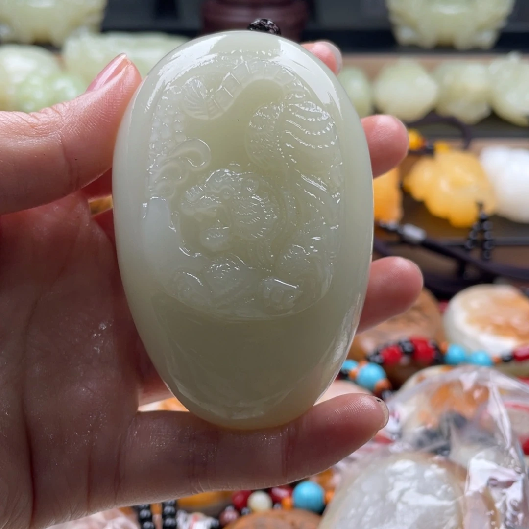 天***情石材天然古青石手把件