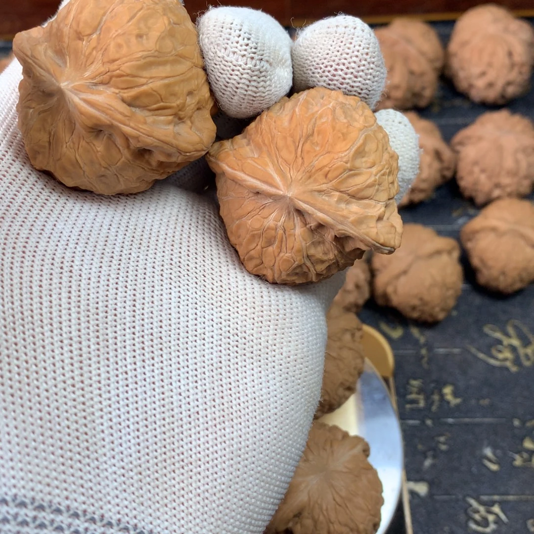 猴头核桃吊坠文玩核桃南瓜敦边44肚42高34