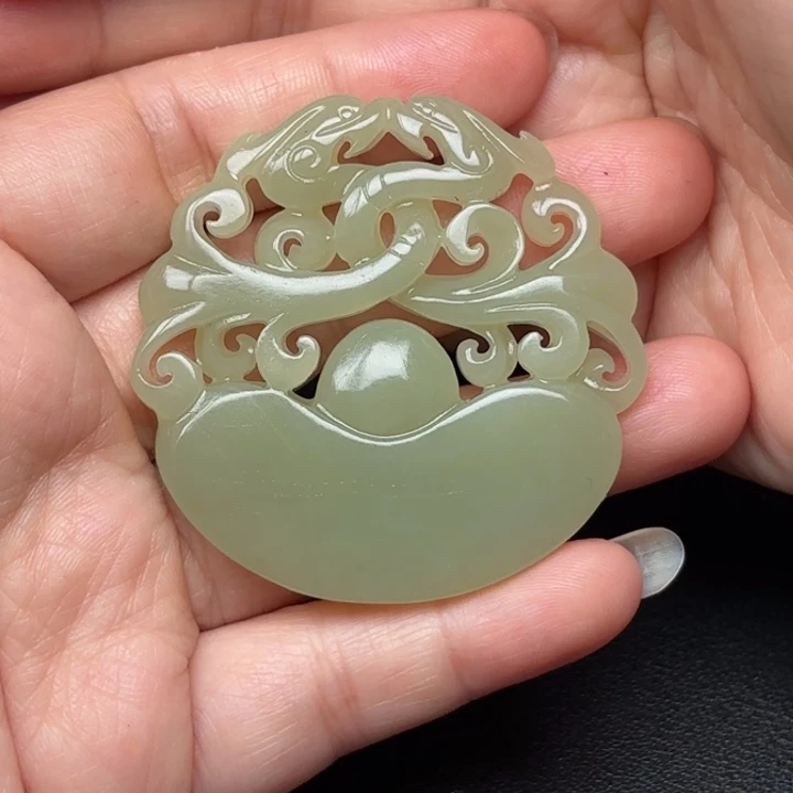 和田玉未镶嵌挂件司**龙