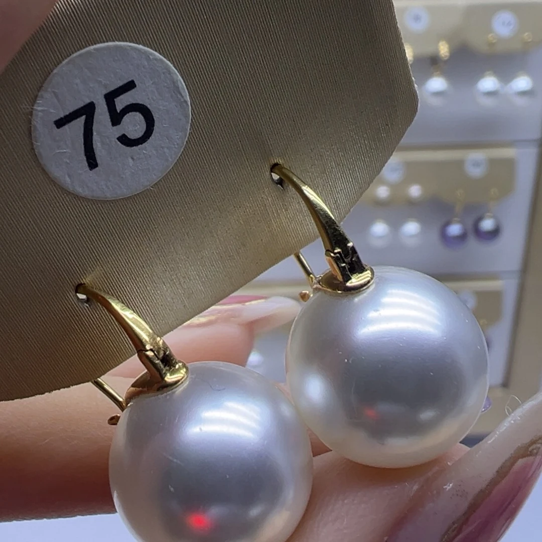 淡水珍珠耳饰18K金镶嵌