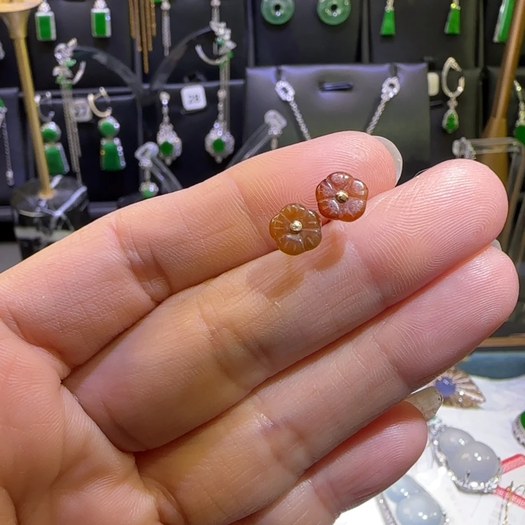 翡翠18K金镶嵌颈饰耳钉