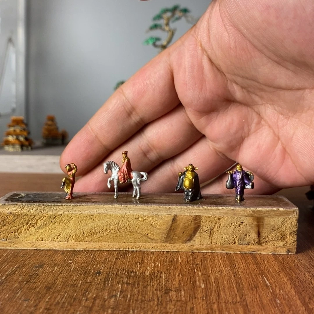 品***动摆件这么多年了还是