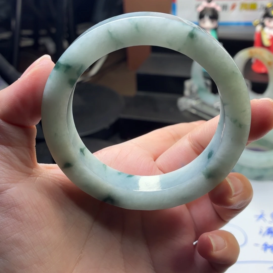未镶嵌翡翠定制翡翠