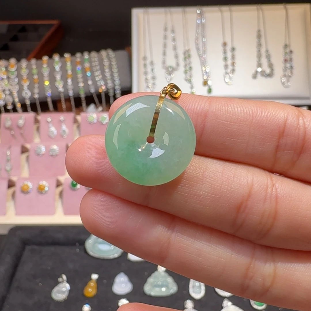 翡翠18K金镶嵌颈饰纯天然缅甸翡翠A货平安扣