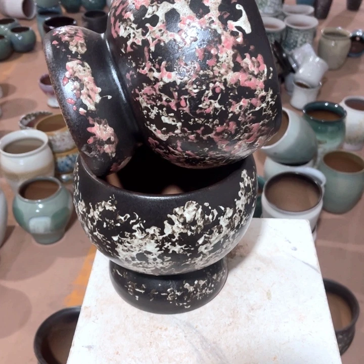 花盆紫砂口径18高度19两只正品
