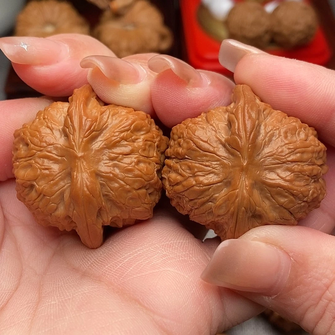 ◆***^文玩核桃把件37.8全血麒麟