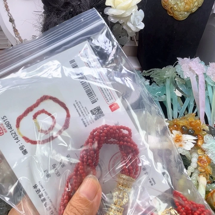 未镶嵌岫玉发饰月**花