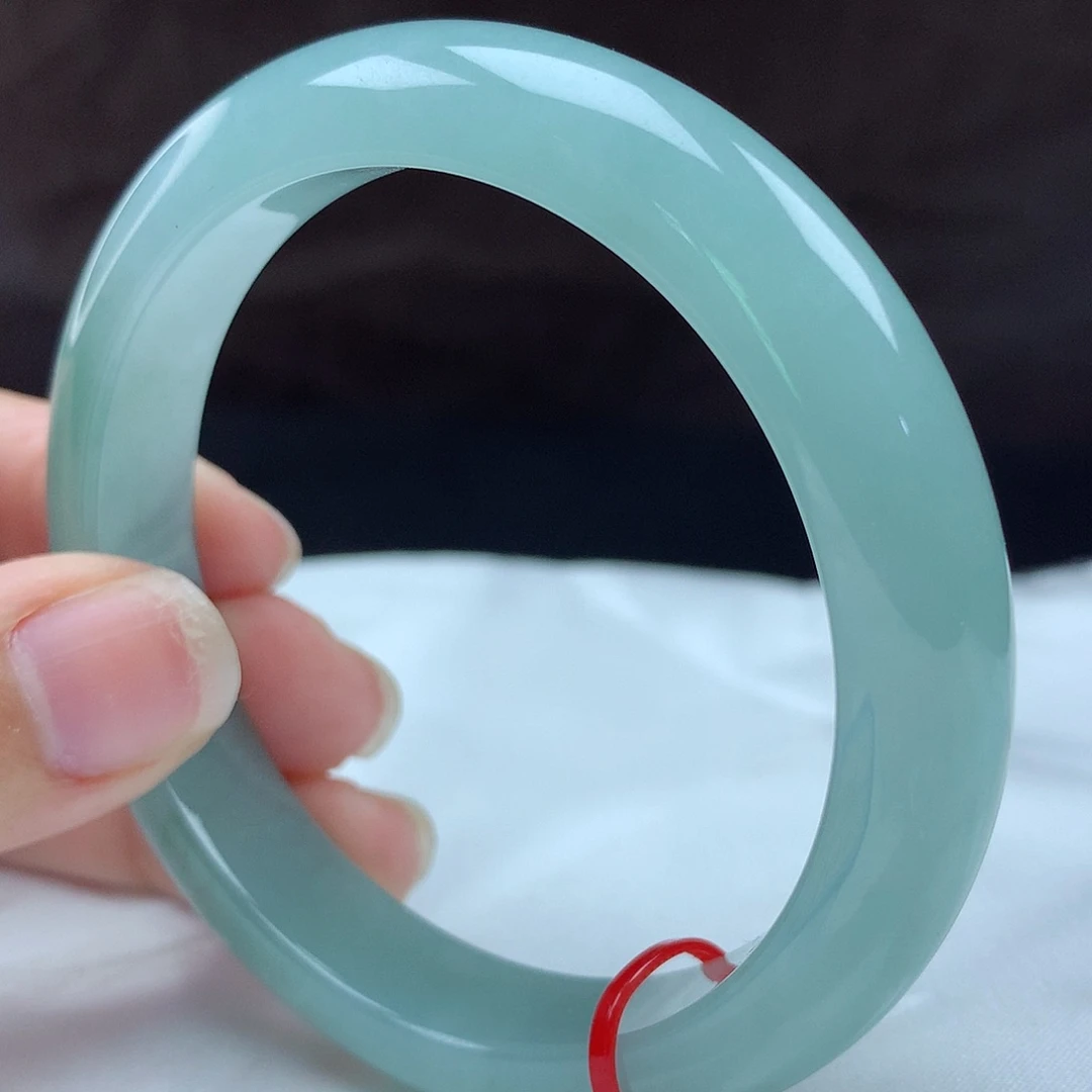 未镶嵌手镯翡翠12049，