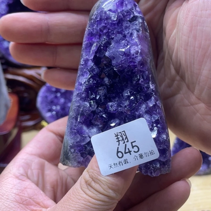 未镶嵌水晶大型摆件（非配饰）