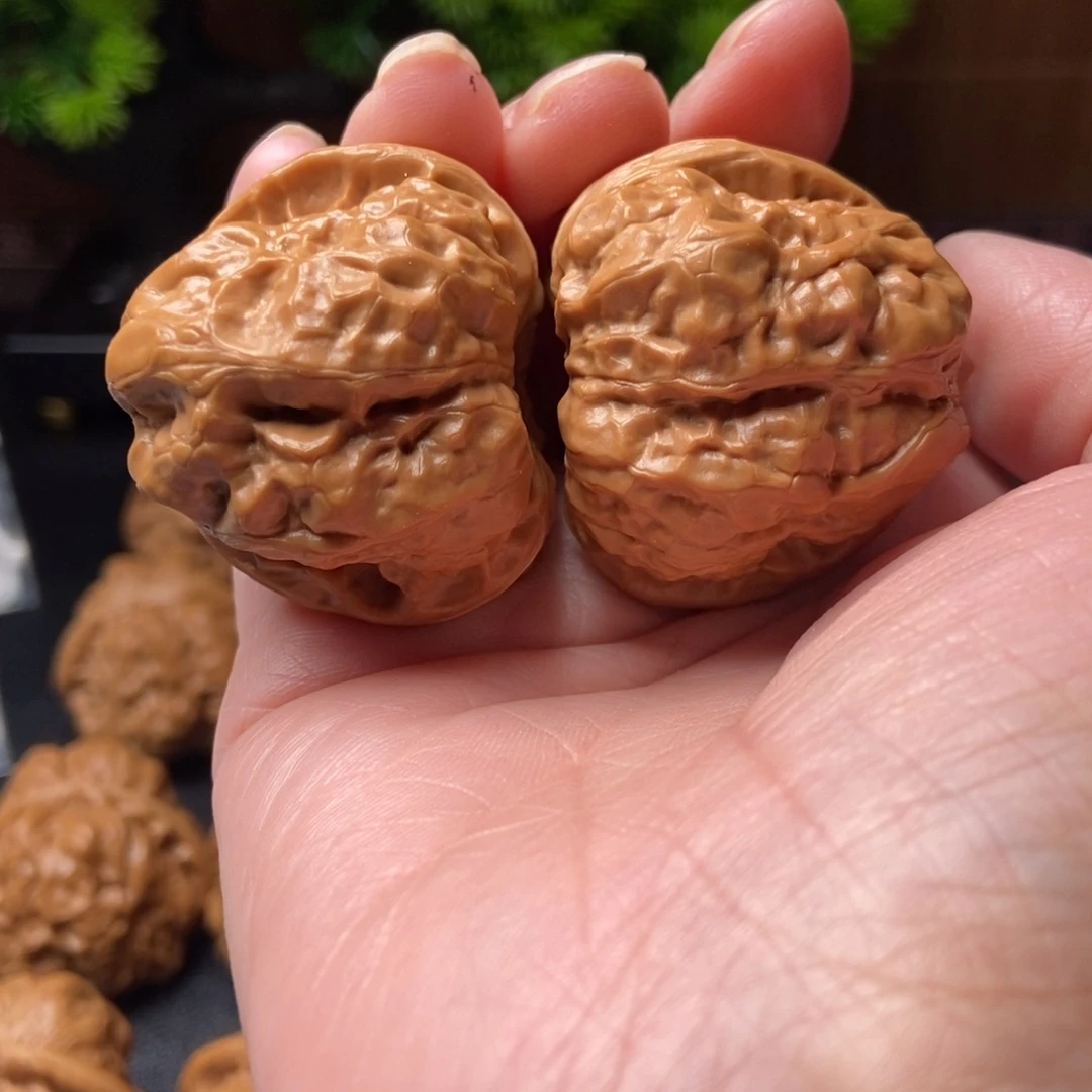 龙***下文玩核桃把件蛤蟆头