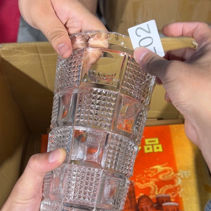 李***73573753735756735765