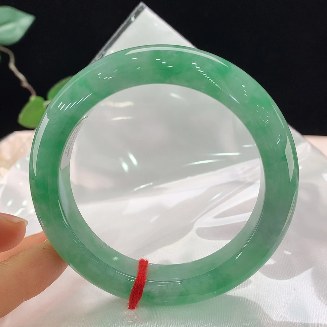 翡翠未镶嵌手镯1223