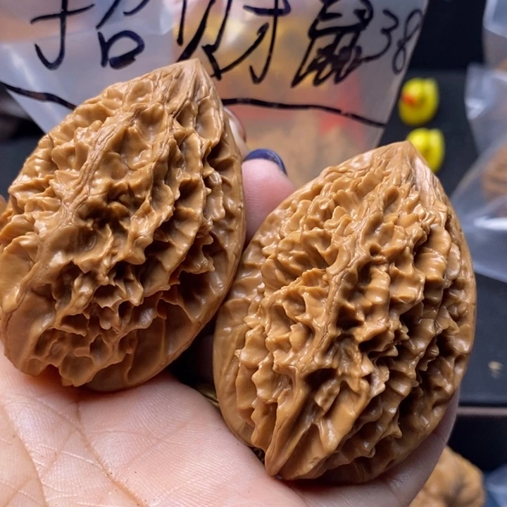 吊坠文玩核桃招财鼠